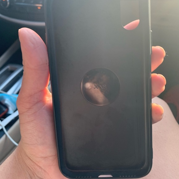 iPhone X case new didn’t fit my phone - Picture 2 of 2